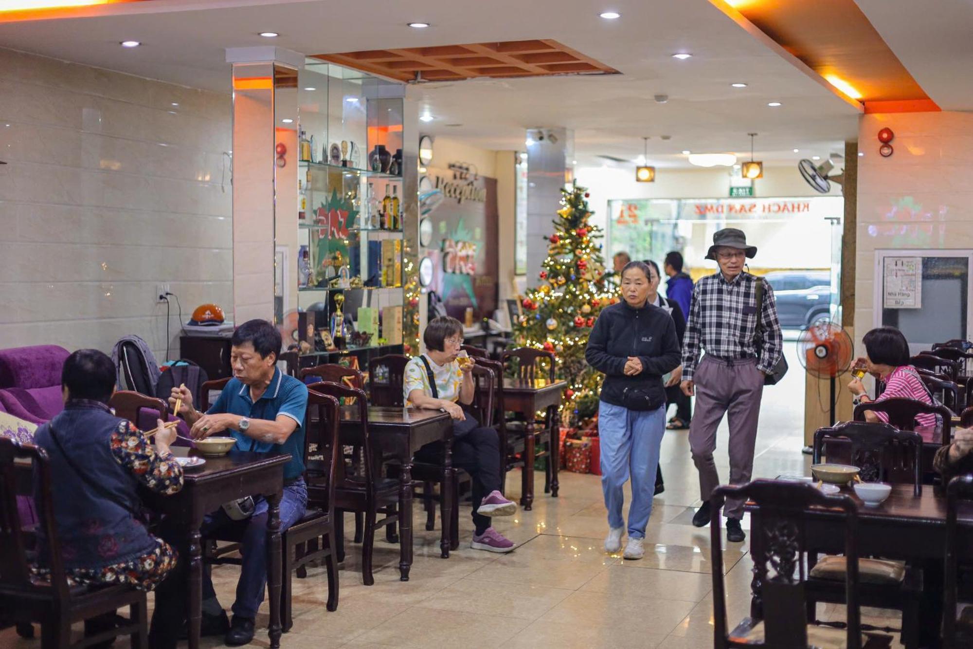 โรงแรมดีเอ็มซี เว้ ภายนอก รูปภาพ